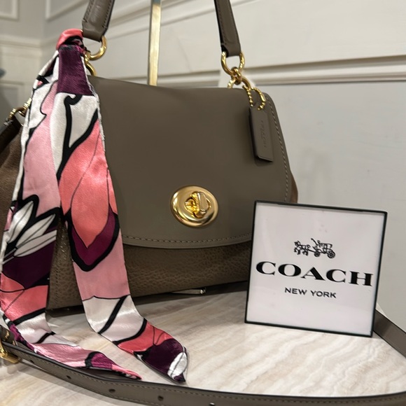Coach Bag Taupe Pebbled Leather Suede Twistlock Satchel Bag - Picture 1 of 17